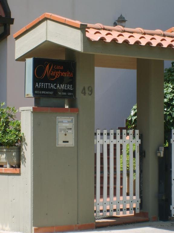 Casa Margherita Affittacamere B&B Фолоника Екстериор снимка