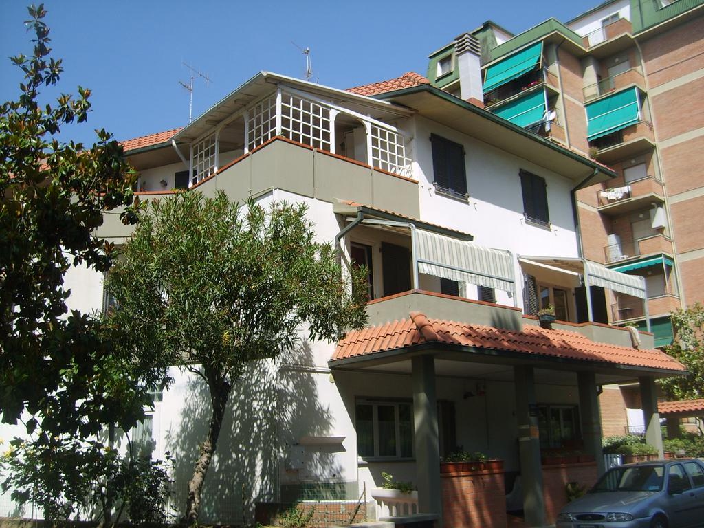 Casa Margherita Affittacamere B&B Фолоника Екстериор снимка